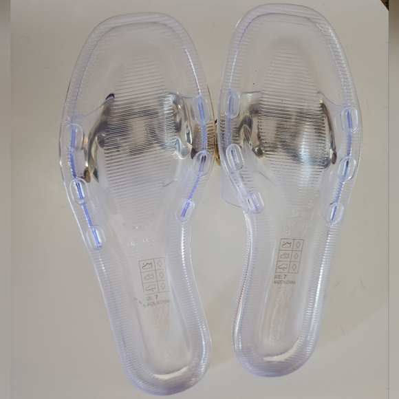 Mata Shoes-Vacay Mode|Square Toe Chunky Gold Chain Sandal|Womens Size 7|NEW - Picture 5 of 7